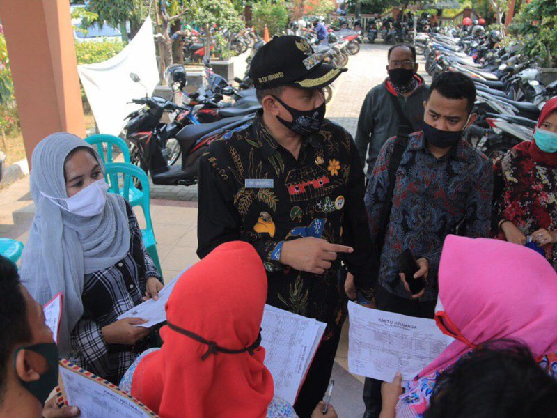 Wakil Wali Kota Bekasi Tri Adhianto sidak ke layanan PPDB di Kecamatan Bekasi Timur, Kamis (11/6)